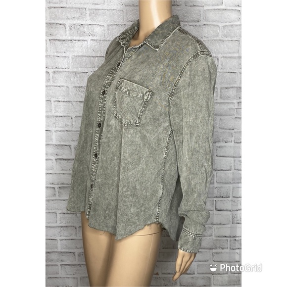 Rails Ingrid acid wash button down shirt - Picture 3 of 8